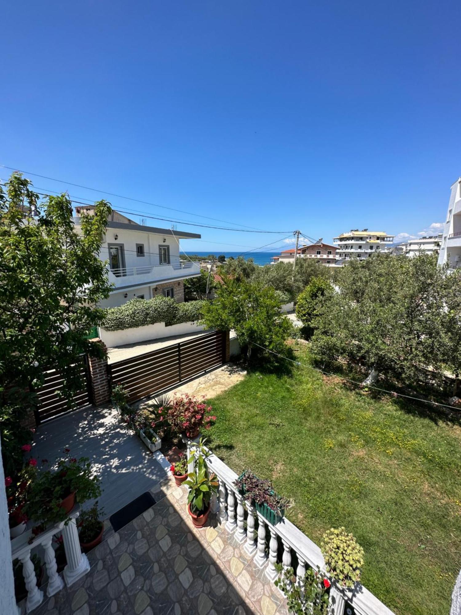 Guesthouse Xhuliano Εξαμίλιο Εξωτερικό φωτογραφία