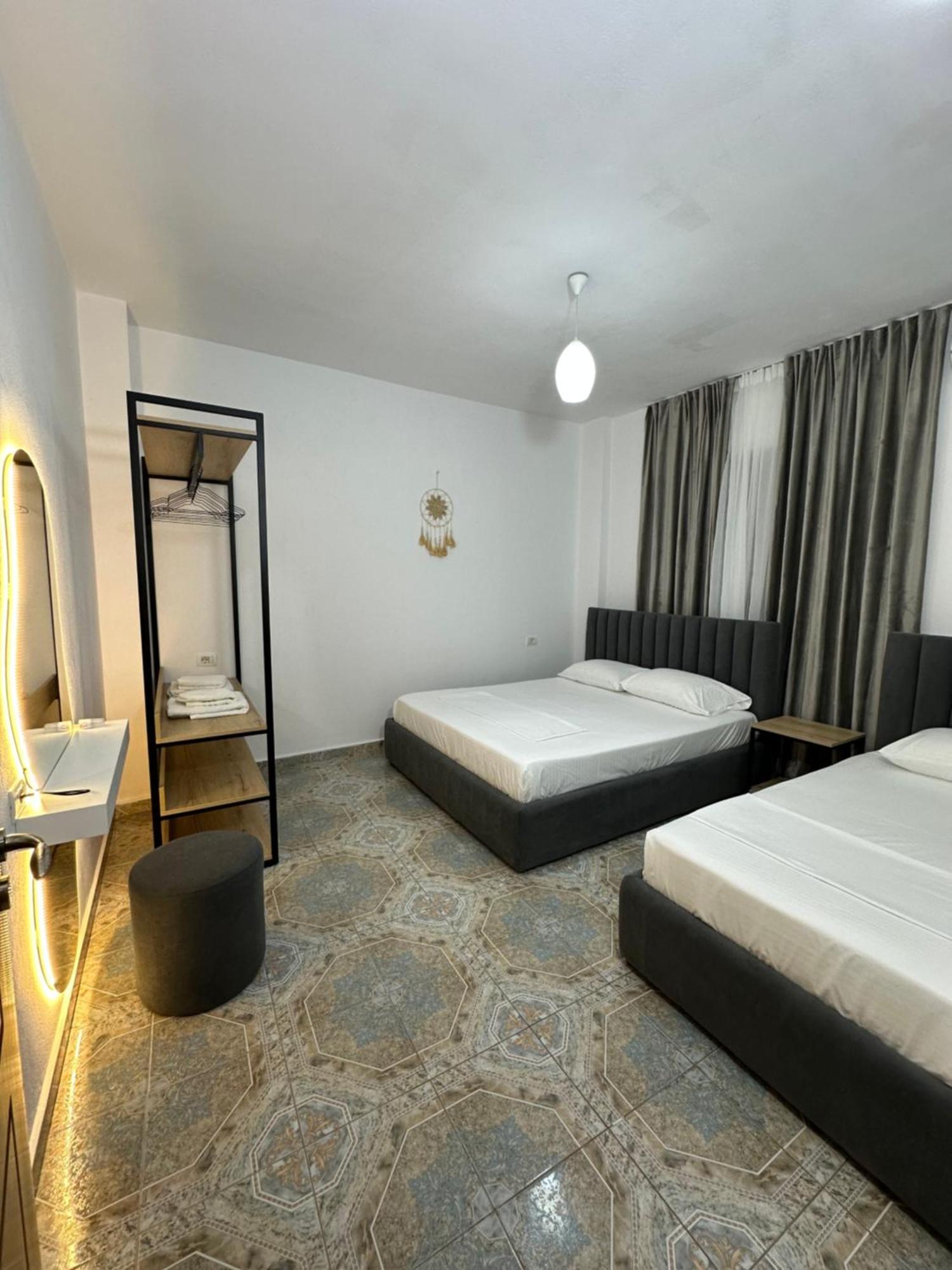 Guesthouse Xhuliano Εξαμίλιο Δωμάτιο φωτογραφία